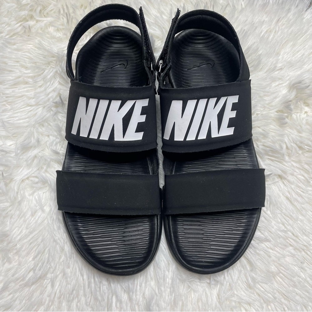Nike Tanjun Sandals Women's size 7